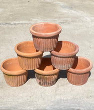 Načíst obrázek do prohlížeče Galerie, Květináč - "Ulrike Natura Patina", 1ks, ø17 x v12 cm